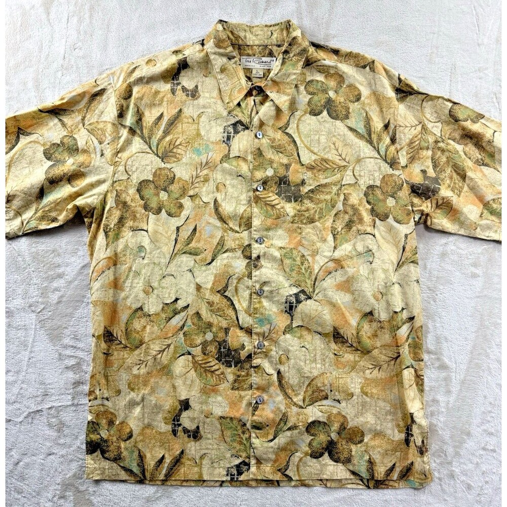 Tori Richard Shirt Men's L Tan Hawaiian Floral Aloha Cotton Lawn Button Up